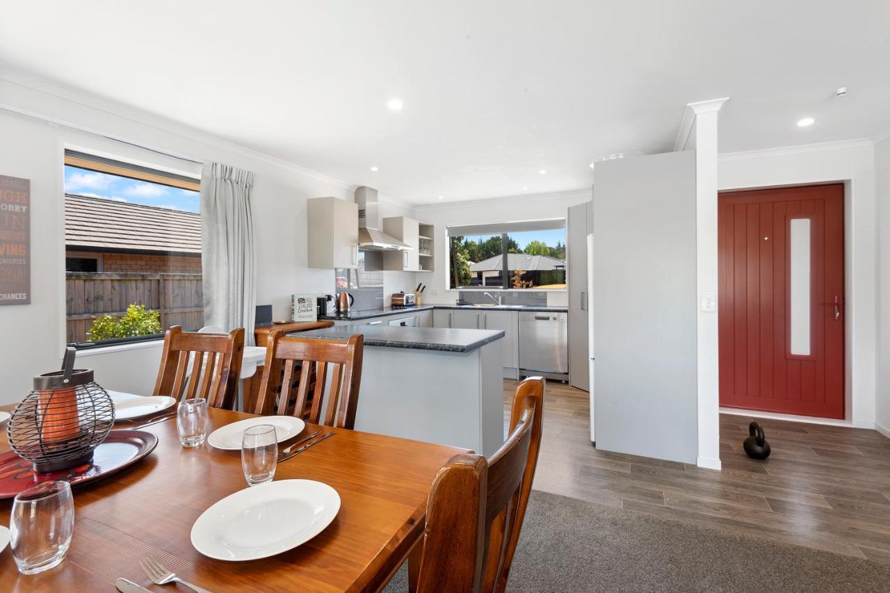 The Waterfront Ruakaka - Ruakaka Holiday Home Bagian luar foto